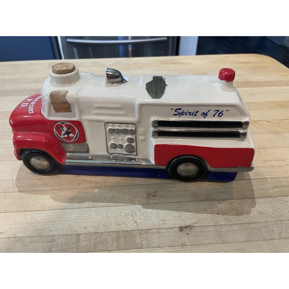 Vtg 1976 Moosehart Fire Truck Old Boston Kentucky Strait Bourbon Decanter Empty